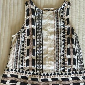 Banana Republic Black and White Graphic Boxy Tank Top Size Medium